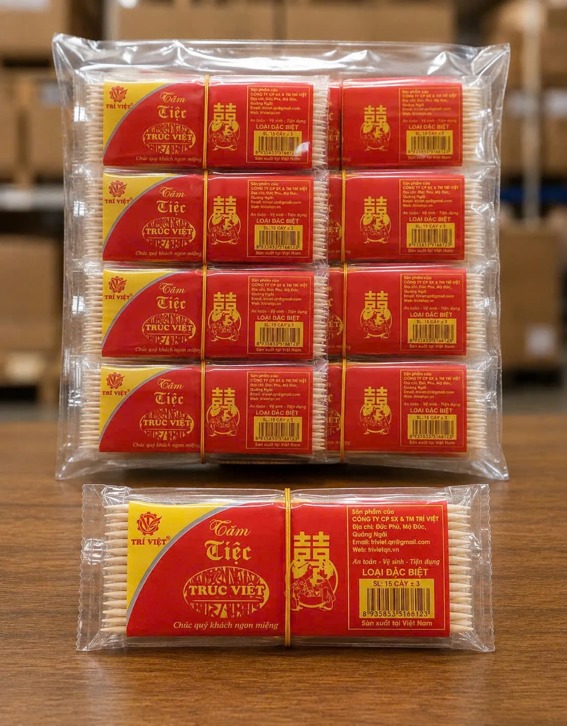 Đóng gói phân phối Tăm Tiệc - Trúc Việt - Trivietqni Bao bì thùng carton đóng gói chuyên nghiệp của tăm tiệc trúc việt